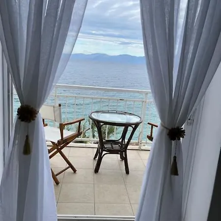 Andrew Seaside Apartment Xylokastro Exterior foto