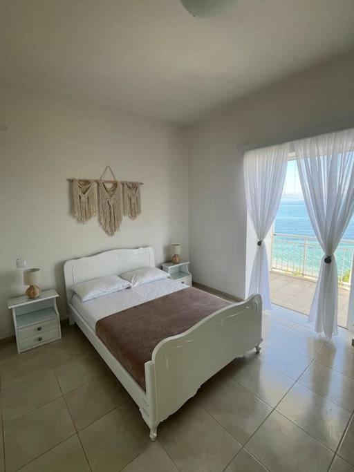 Andrew Seaside Apartment *
